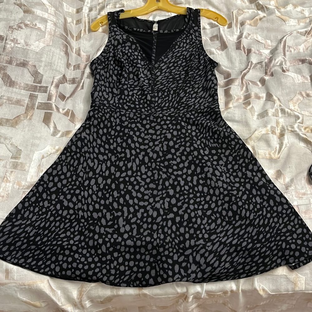 Guess dress black and gray leopard print size 6